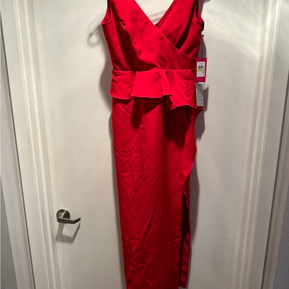 Elegant Red Sleeveless Dress